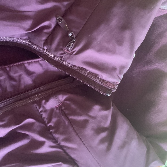 Lululemon jacket - Picture 4 of 17